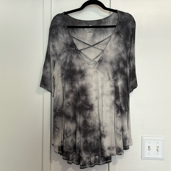 American Eagle Outfitters Tops - American Eagle Outfitters Top